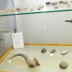 P1180365    Corno di cervo, appuntito per usi domestici o altro.  Selci.